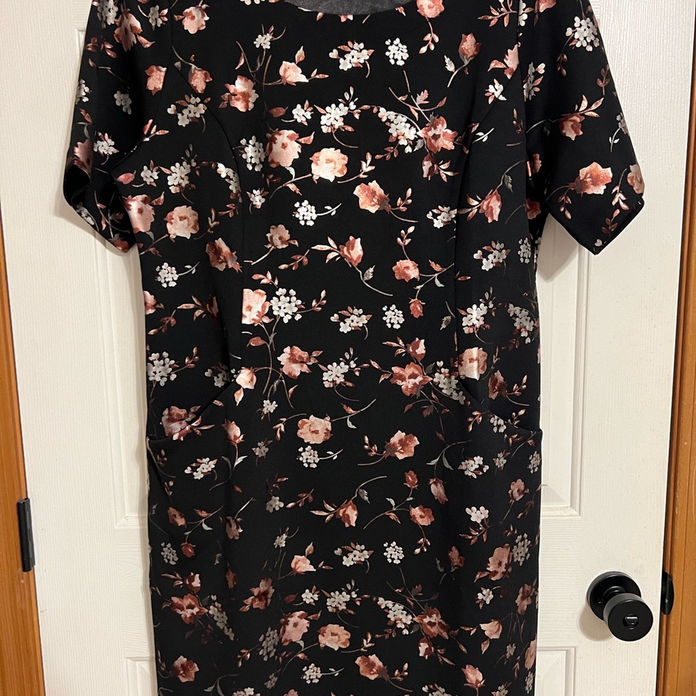 Isaac Mizrahi Black Floral Midi Dress